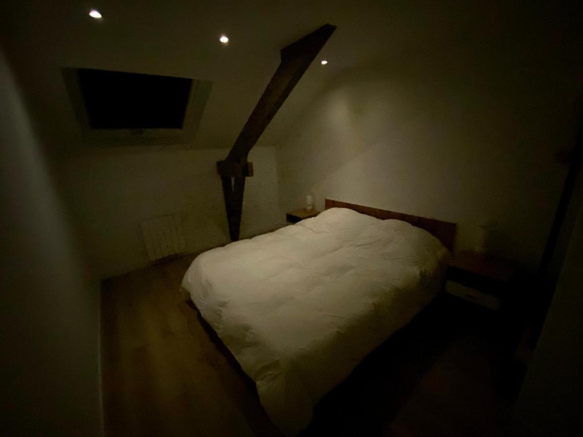 Apartment Du Faye Avec Jacuzzi Prive